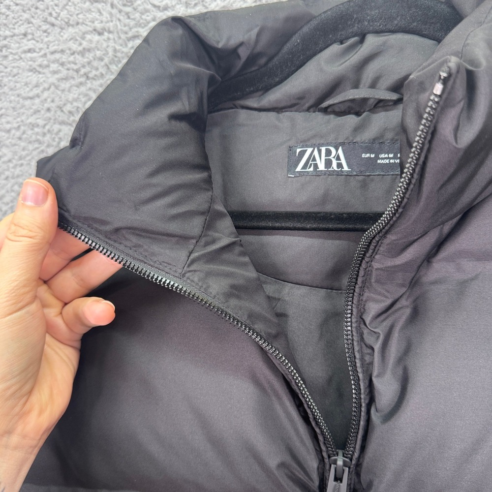 Zara Puffer Vest Womens M Black Water Repellent‎ Windproof Outdoor Layer Basic - Picture 3 of 13